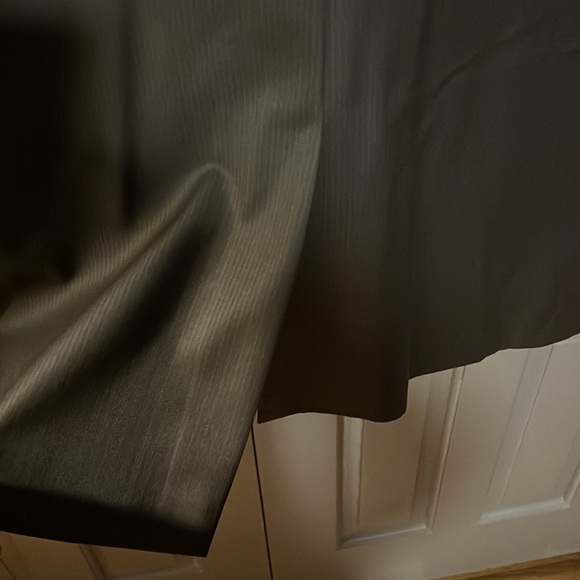 Joseph & Feiss Gold Label Olive Pinstripe 2 piece suit. 60L - Picture 9 of 14